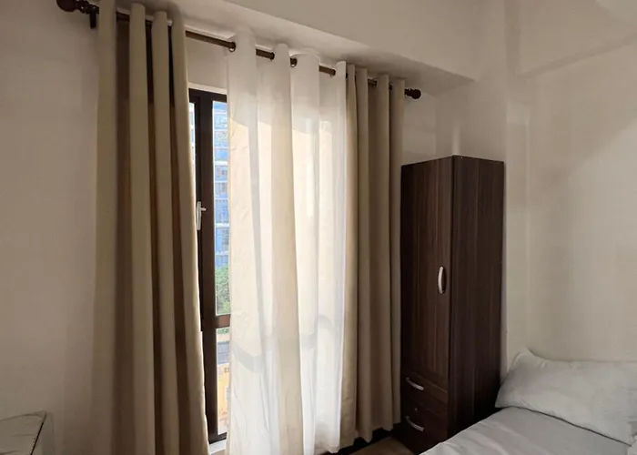 Aparthotel Premium 2 Bedroom With Balcony In The Heart Of Bgc