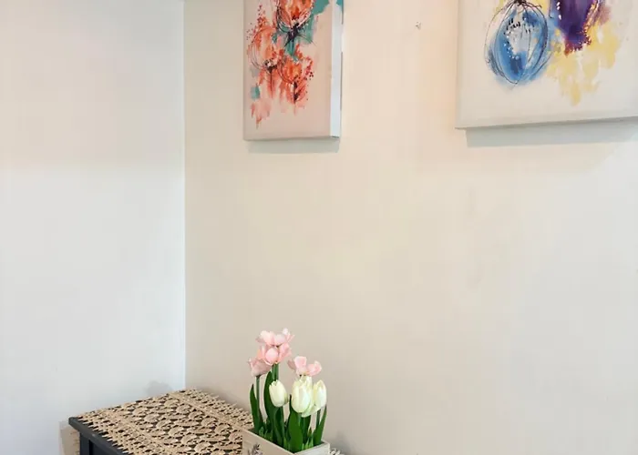 Premium 2 Bedroom With Balcony In The Heart Of Bgc * Manila